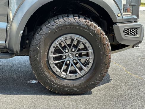 Used 2019 Ford F150 Raptor w/ Equipment Group 802A Luxury AWD/4WD image 26