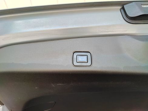 Used 2022 Chevrolet TrailBlazer ACTIV w/ Sun and Liftgate Package FWD image 16