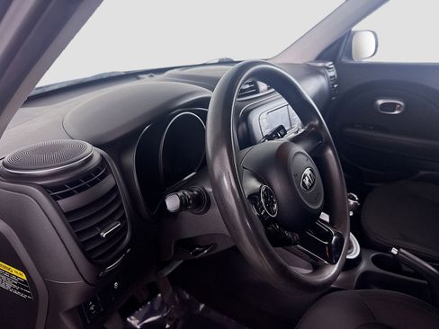 Used 2019 Kia Soul Base image 22