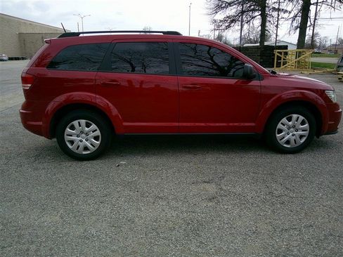 Used 2018 Dodge Journey SE image 6