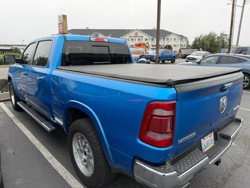 Used 2021 RAM 1500 Laramie AWD/4WD image 3