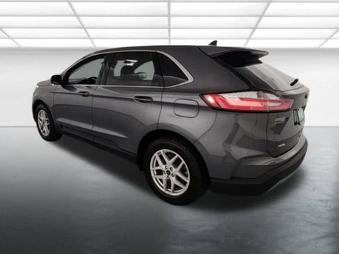 Used 2023 Ford Edge SEL image 7