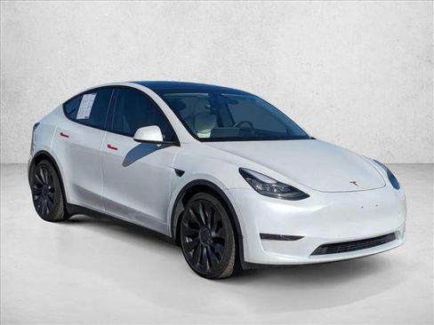 Used 2020 Tesla Model Y Performance image 3