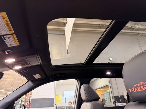 New 2026 Honda Pilot TrailSport image 15