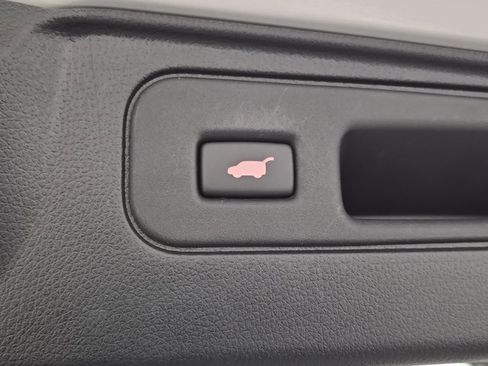 Certified 2023 Honda Passport EX-L image 10