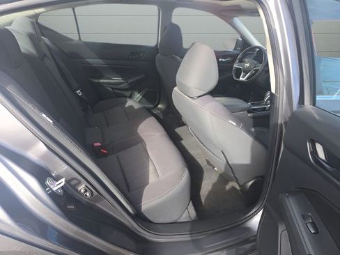 Certified 2024 Nissan Altima 2.5 SV w/ SV Premium Package AWD/4WD image 13