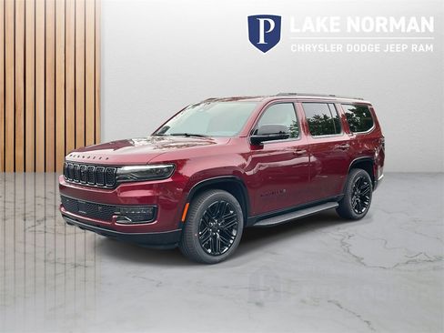 New 2025 Jeep Wagoneer Series II w/ Convenience Group I image 4