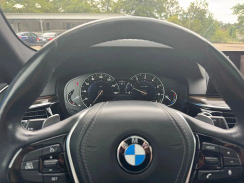 Used 2018 BMW 540i xDrive AWD/4WD image 31