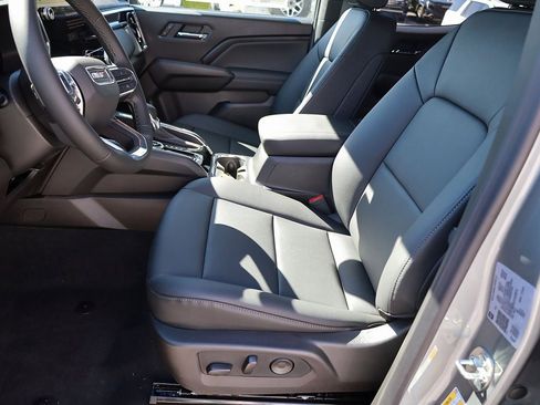 New 2026 GMC Canyon Elevation w/ Convenience Package image 11