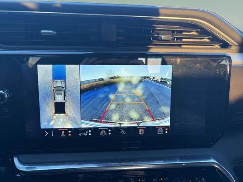 Used 2024 GMC Sierra 1500 Denali w/ Technology Package image 22