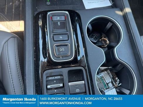 Used 2023 Honda Pilot Touring image 17