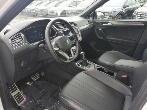 Used 2023 Volkswagen Tiguan SE R-Line FWD image 14