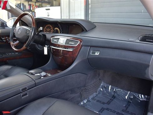Used 2008 Mercedes-Benz CL 550 image 12