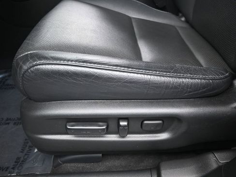 Used 2024 Honda Passport EX-L image 12