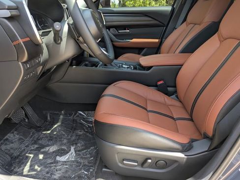 Used 2025 MAZDA CX-50 Meridian Edition w/ Weather Package image 13