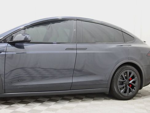 Used 2024 Tesla Model X Plaid AWD/4WD image 3