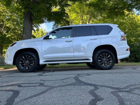 Used 2020 Lexus GX 460 Premium w/ Premium Package AWD/4WD image 24