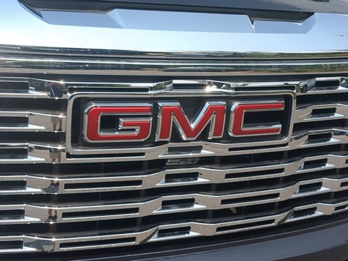 Used 2026 GMC Sierra 1500 Denali AWD/4WD image 32