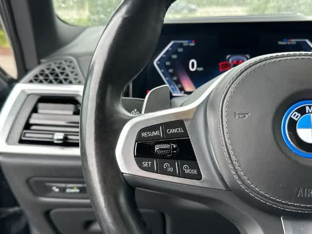 Used 2024 BMW X5 xDrive50e w/ M Sport Package AWD/4WD image 9