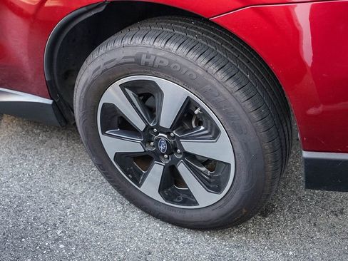 Used 2018 Subaru Forester 2.5i Premium image 9