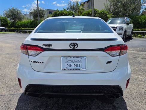 Used 2022 Toyota Corolla SE FWD image 11