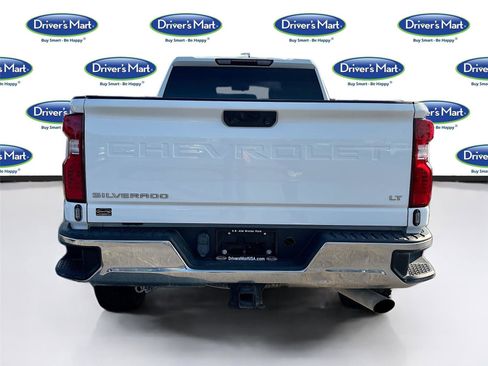 Used 2021 Chevrolet Silverado 2500 LT w/ Convenience Package image 7