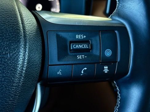 Used 2023 INFINITI QX60 Sensory w/ Vision Package image 25