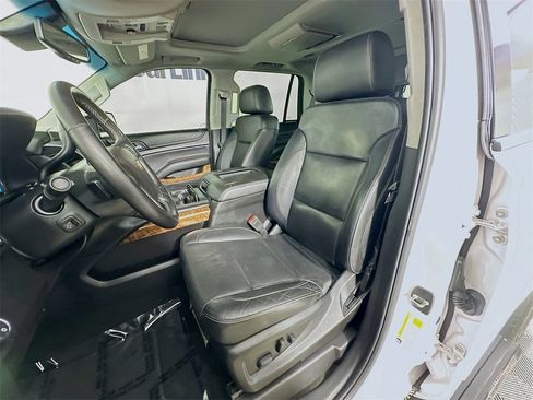 Used 2018 Chevrolet Tahoe Premier image 25