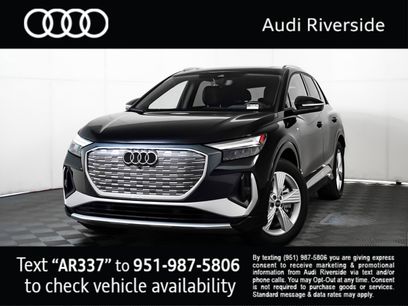 Used 2025 Audi Q4 e-tron Premium w/ Convenience Package