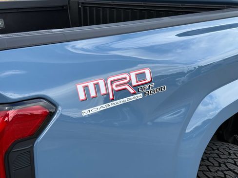 Used 2026 Toyota Tacoma SR5 AWD/4WD image 16