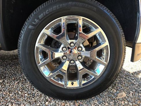 Used 2015 GMC Sierra 1500 SLT w/ SLT Crew Cab Value Package image 36