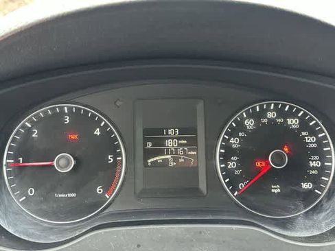 Used 2014 Volkswagen Jetta TDI Value Edition image 6