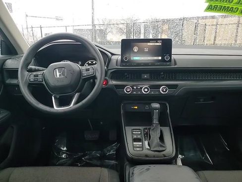 Used 2023 Honda CR-V LX image 12