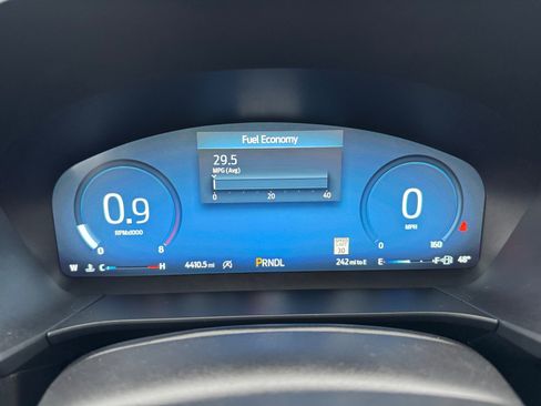 New 2025 Ford Escape ST-Line Select w/ Tech Pack #2 image 32