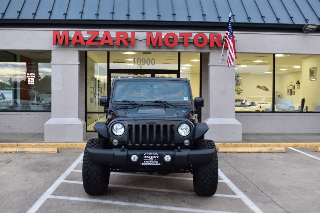Used 2015 Jeep Wrangler Unlimited Sahara AWD/4WD image 8