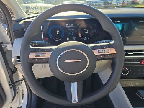 New 2026 Hyundai Tucson SEL FWD image 23