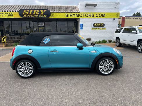 Used 2017 MINI Cooper S image 2