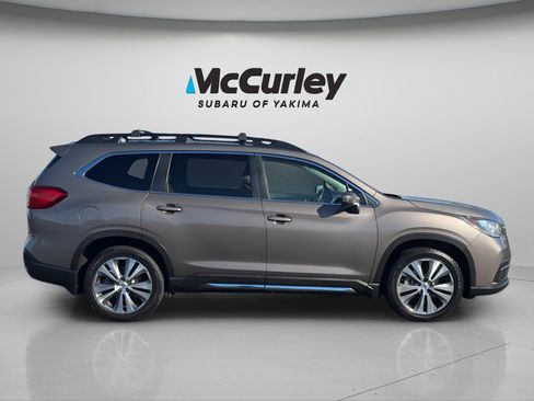 Used 2021 Subaru Ascent Limited w/ Technology Package image 6