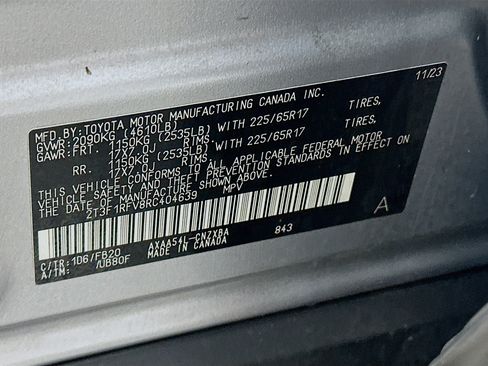 Used 2024 Toyota RAV4 LE AWD/4WD image 12