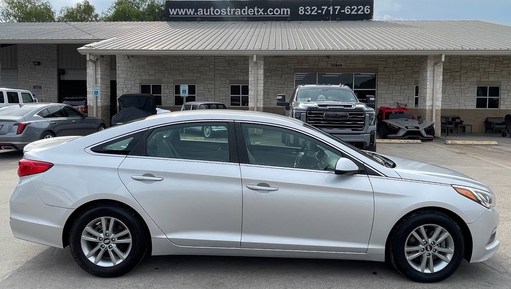Used 2015 Hyundai Sonata SE FWD image 6