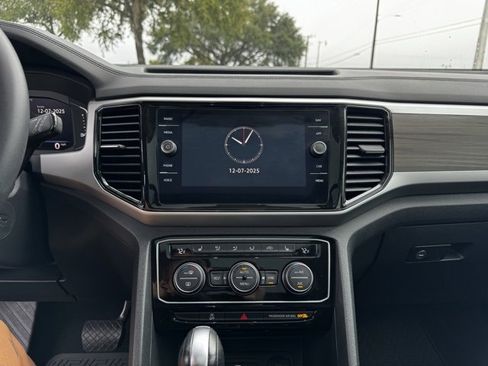 Used 2022 Volkswagen Atlas SEL image 27