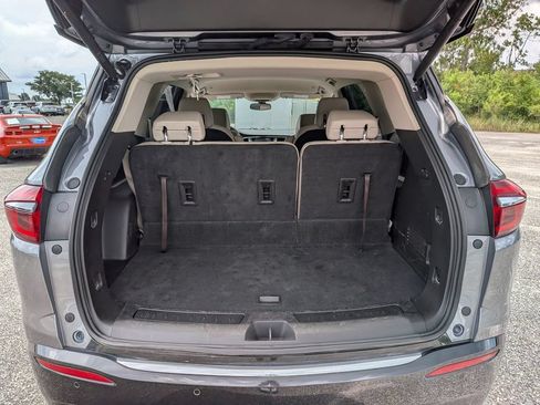 Used 2018 Buick Enclave Essence w/ Trailering Package AWD/4WD image 32