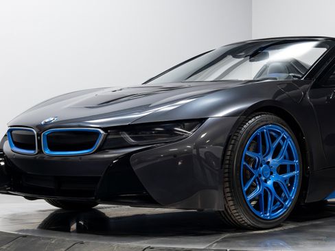Used 2019 BMW i8 Roadster image 6