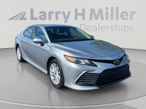 Used 2023 Toyota Camry LE w/ Protection Package (Q2) (TMS) FWD image 7