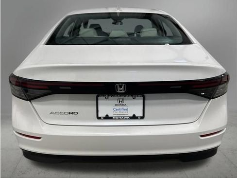 Certified 2024 Honda Accord LX image 5
