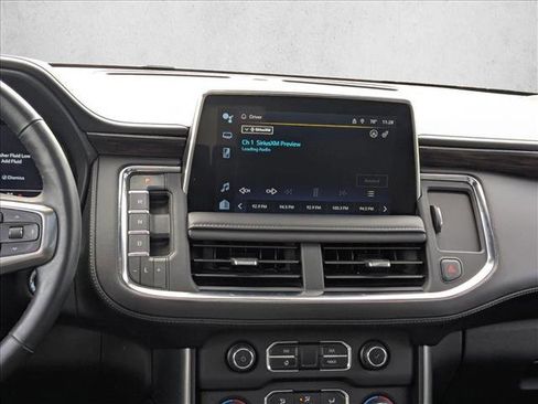 Used 2023 Chevrolet Tahoe Z71 w/ Luxury Package image 14