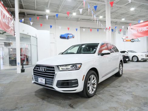 Used 2017 Audi Q7 3.0T Premium Plus image 4