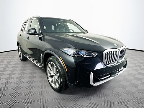 Used 2025 BMW X5 xDrive40i w/ Climate Comfort Package AWD/4WD image 1