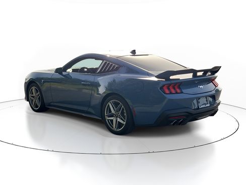 Used 2024 Ford Mustang Coupe RWD image 5