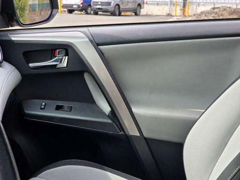 Used 2018 Toyota RAV4 XLE w/ Plus Extra Value Package image 13